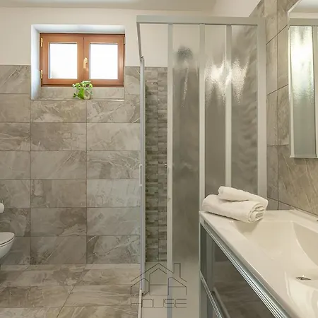 Dea House Апартаменты Нессо